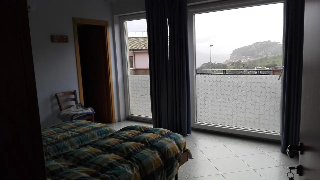 B&B Raggio Di Sole Caltavuturo 3*,  Italy